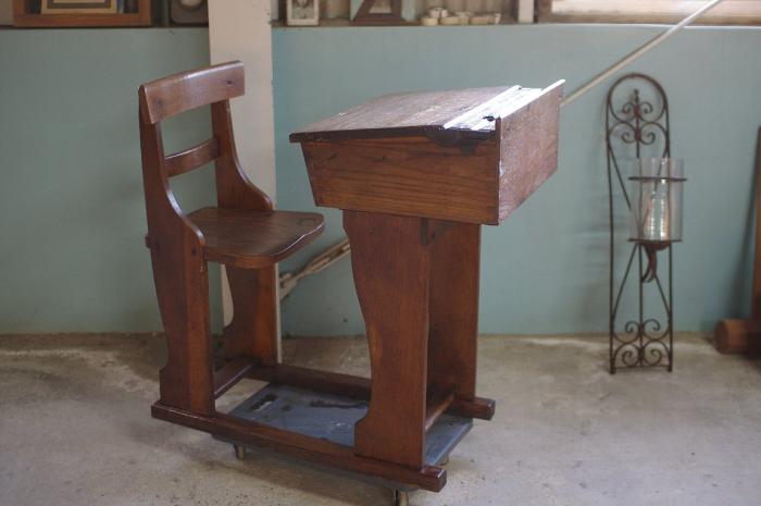 オーク材の英国製スクールデスクチェア一体型▼アンティーク学校机椅子