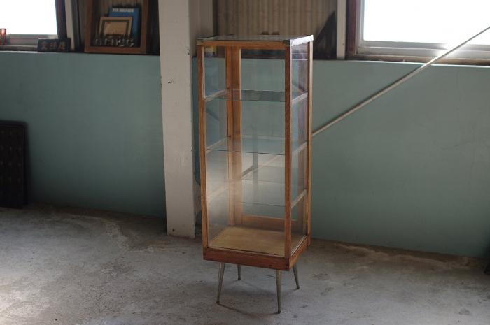 28350円 特別価格 古い木枠ガラスケース パンケース 収納棚 古道具 古家具